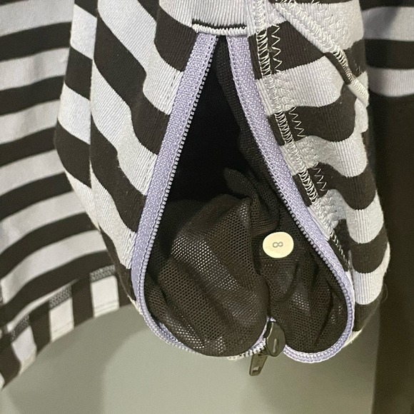 Lululemon Womens Forme Jacket Size 8 Black Lilac Striped Sea Stripe Polar Haze - Picture 7 of 10
